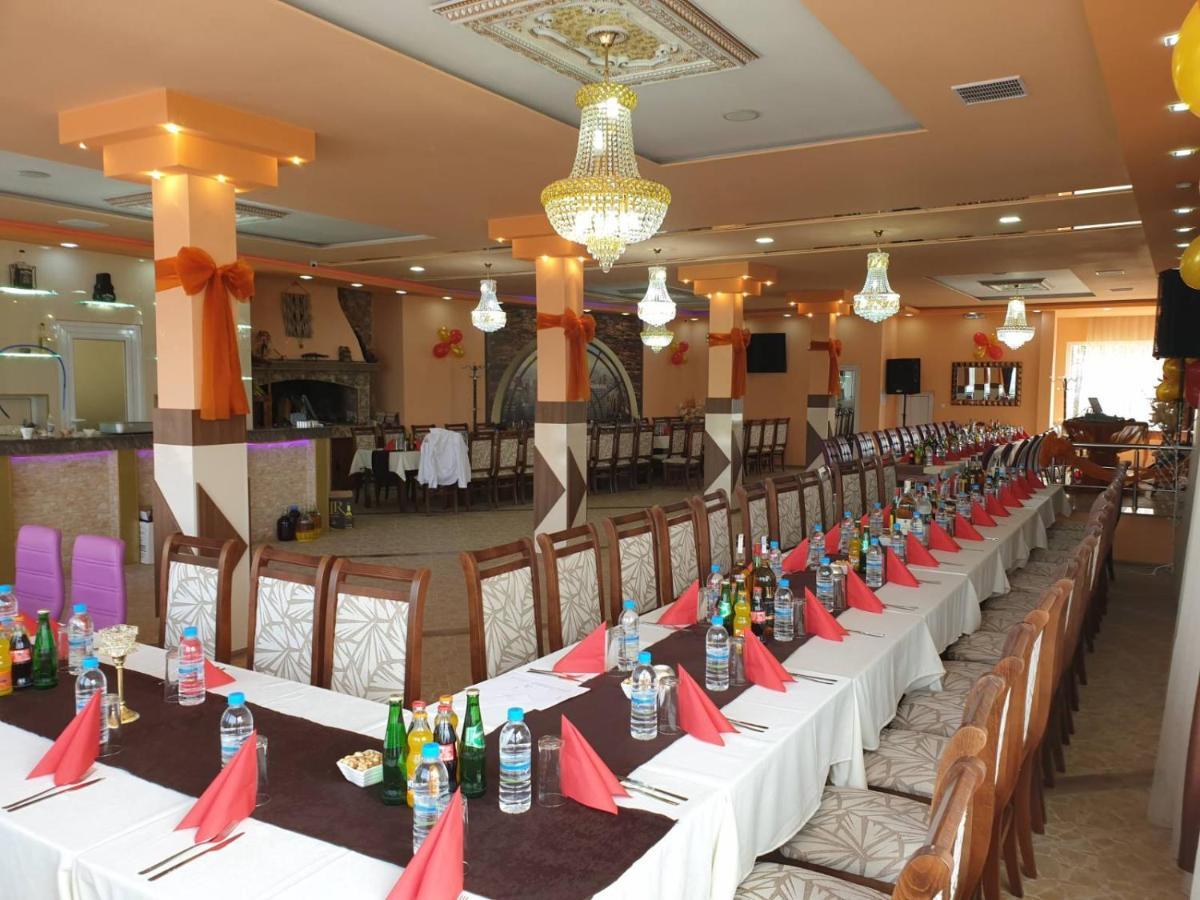 Safi Hotel Dospat Exterior photo