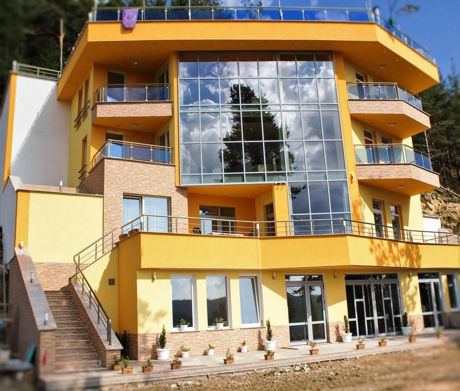 Safi Hotel Dospat Exterior photo